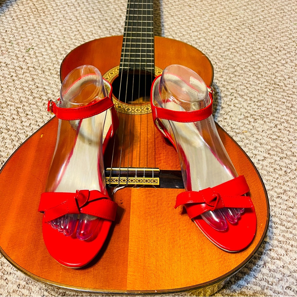 🎁Vibrant Red “”Go Anywhere” Ankle Strap Low Wedge Sandals!